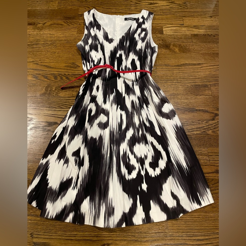 Ellen Tracy Black & White Patterned Dress